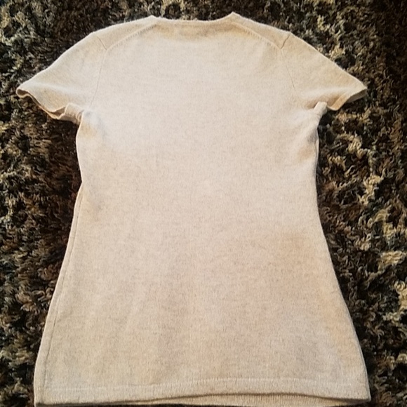 100% CASHMERE CREAM COLORED SWEATER size XS - Picture 3 of 4